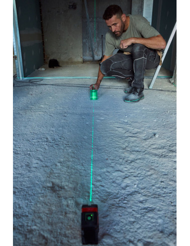 Nivel láser en cruz 30 m con plomada...