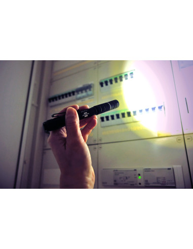 Linterna LED LuxPremium TL 210 tipo...