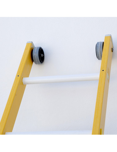 Escalera fibra extensible a cuerda