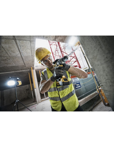 DCD996P2-QW - Taladro Percutor sin...