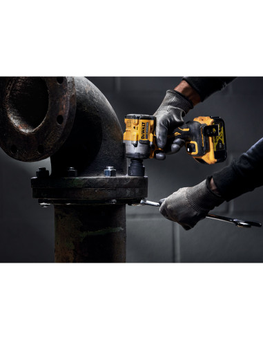 DCF921P2T-QW Llave Impacto sin...