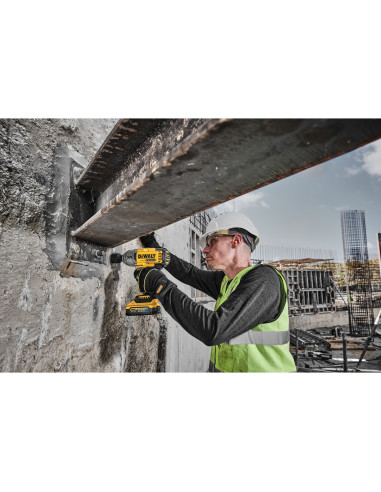 DCF900H2T-QW Llave Impacto sin...