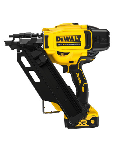 DCN930P2-QW - Clavadora de...