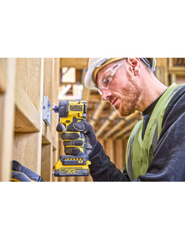 DCF870NT-XJ - Atornillador Impacto...