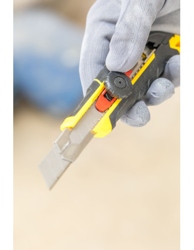 Cúter FATMAX® 25mm con rueda de bloqueo