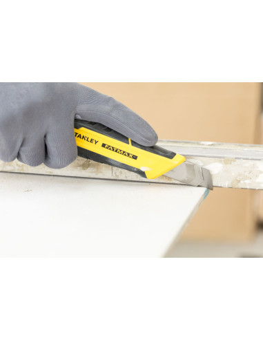 Cúter FATMAX® 25mm con rueda de bloqueo