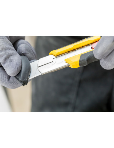 Cúter FATMAX® 25mm con rueda de bloqueo