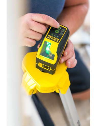 Nivel láser en cruz - VERDE. Pilas...