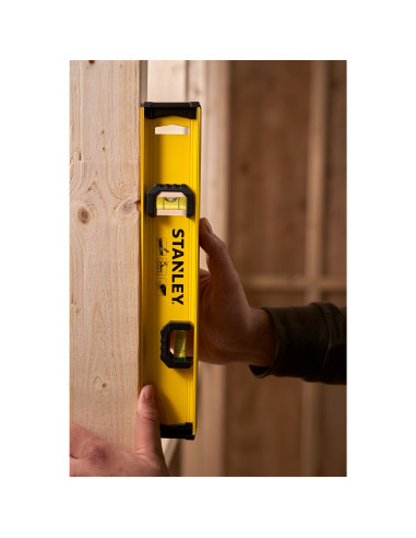 Nivel Stanley Básico 30cm (I-beam)