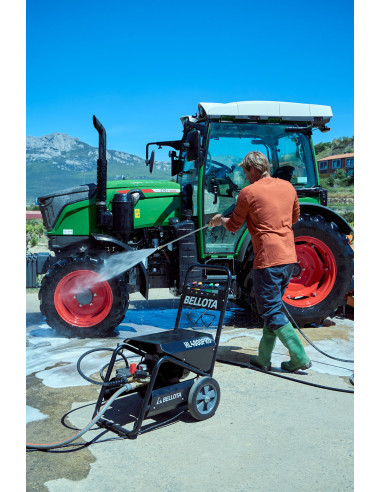 Hidrolimpiadora compacta profesional...