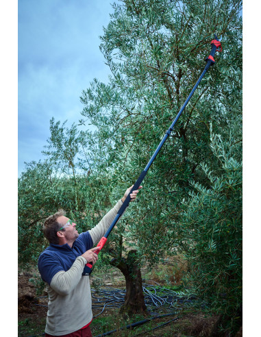 Pértiga extensible hasta 2,2m...