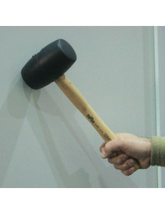 Maza de goma con mango madera 2