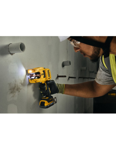 DCE154N-XJ - Cortadora Tubos de Cobre...