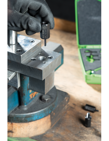 Juego con martillo deslizante para...