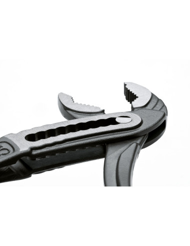 Alicate pico de loro de canal Classic...