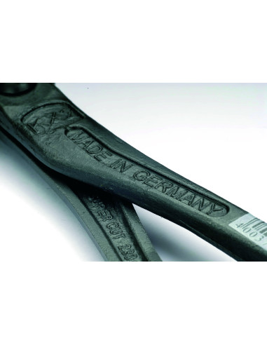 Tenaza rusa modelo KX con mangos...