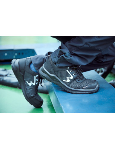 Zapatilla de seguridad Running Negro...