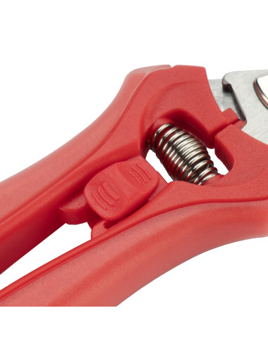 Tijera de detalles y cortes delicados...