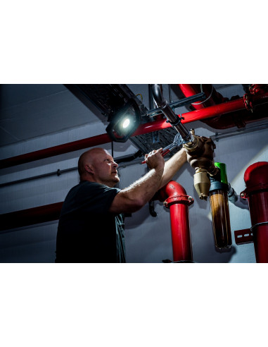 Soporte magnético para foco LED...