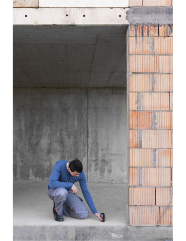 Medidor láser con alcance hasta 80 m...