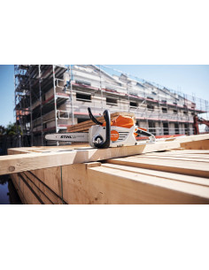 MOTOSIERRA ACUMULADOR STIHL... 2