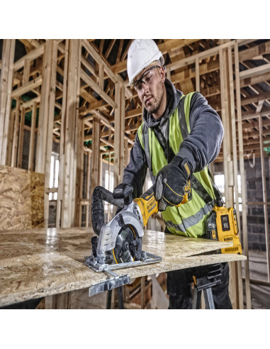 DCS571NT-XJ - Sierra Circular de mano...