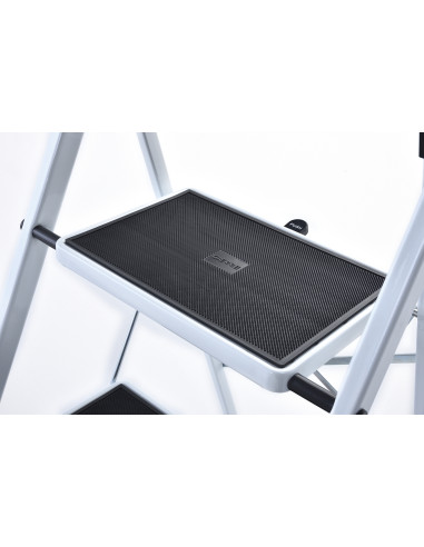 Mini escalera de acero con estribo...