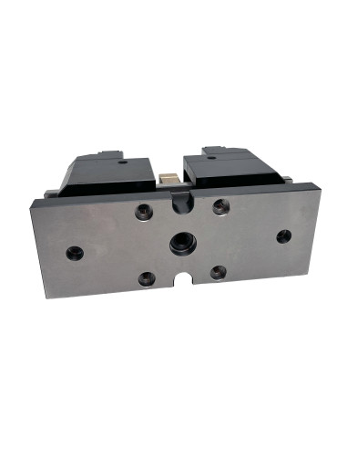 MORDAZA AUTOCENTRANTE PARA 5 EJES...