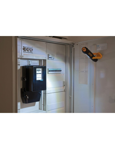 Linterna de trabajo LED universal a...