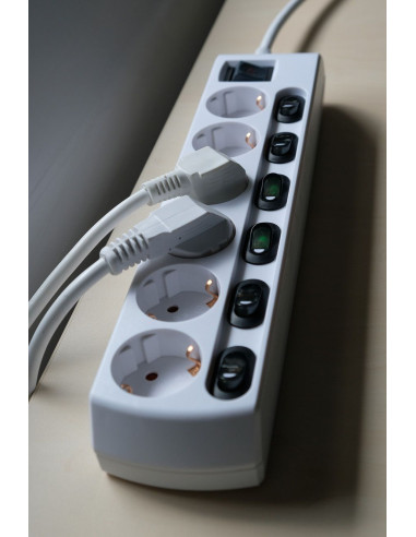 Base de tomas múltiples de...