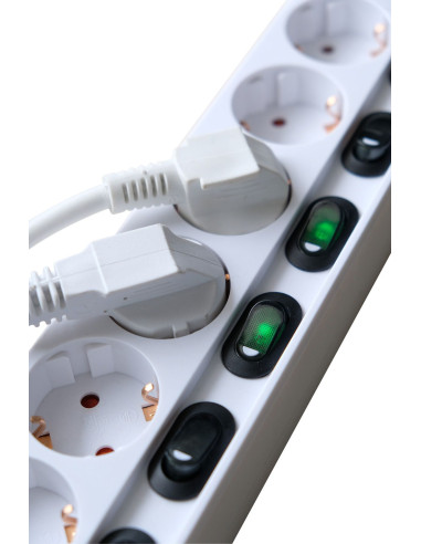 Base de tomas múltiples de...