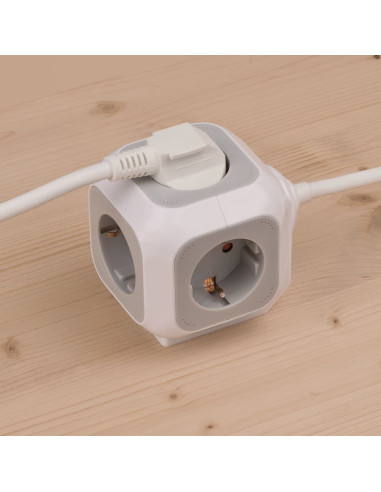 Ladrón múltiple en forma de cubo...