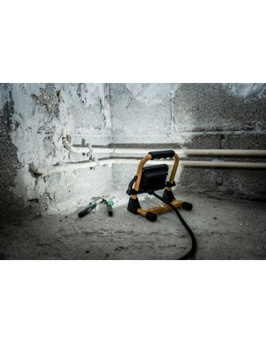 Foco LED portátil JARO con protección...