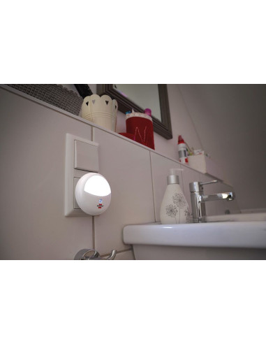 Luz nocturna LED con sensor...