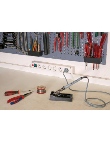 Base de tomas múltiples Bremounta...