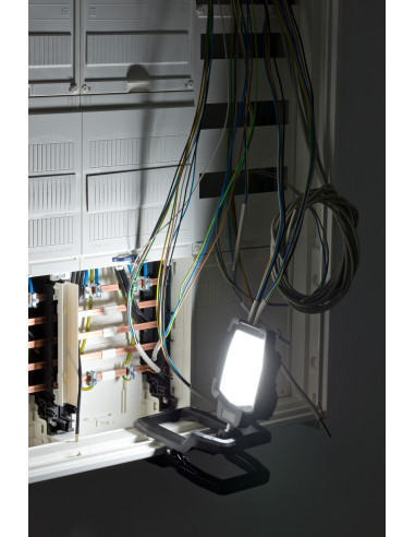 Foco de trabajo LED portátil con...