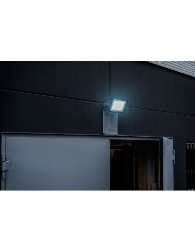 Foco LED de pared JARO con protección...